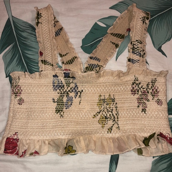 Urban Outfitters Tops - Urban outfitters bralette size large 🌺